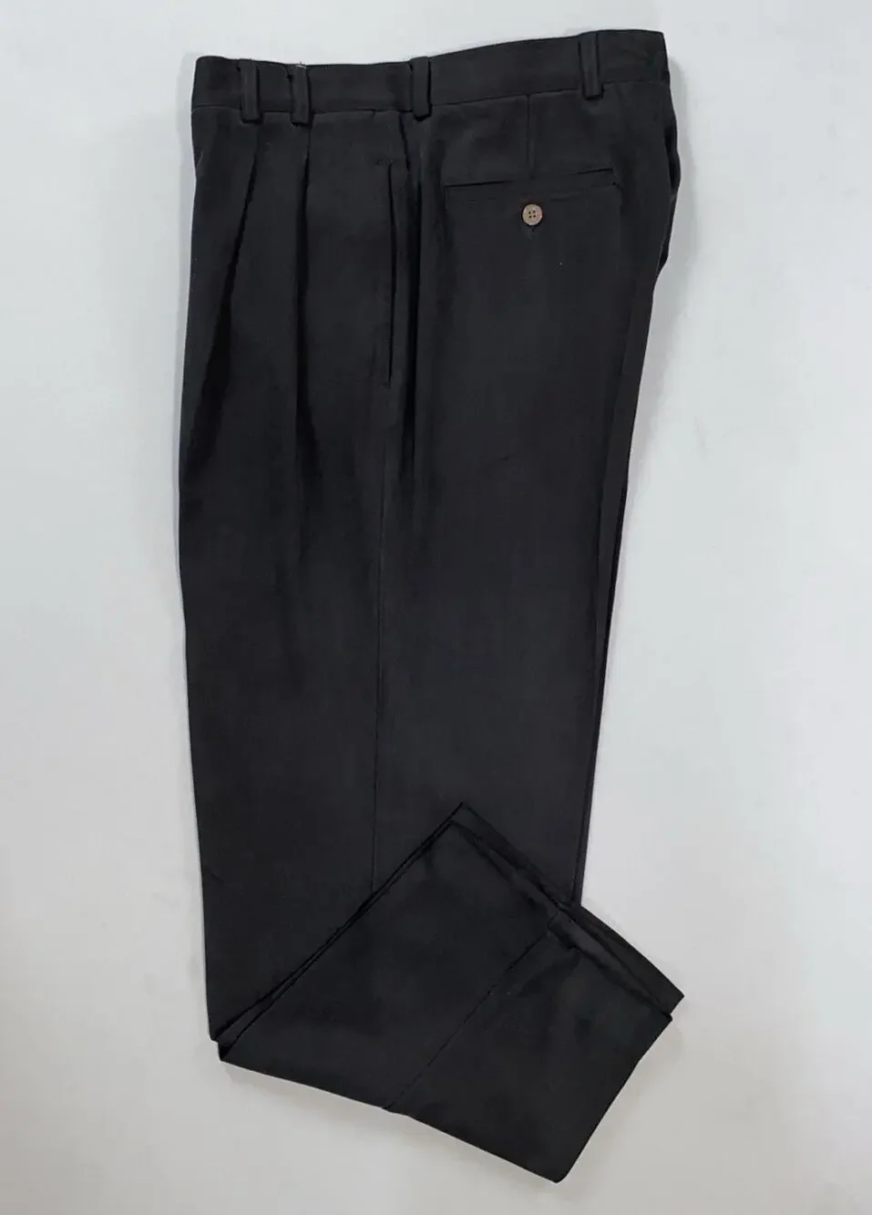 Tommy Bahama Pleated Relaxed Fit 100% Silk Chino Pants. Black Herringbone, 31X28